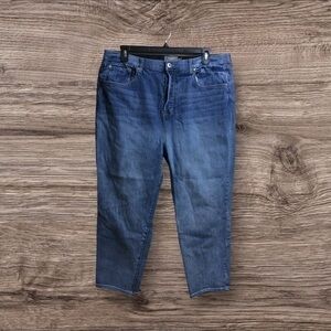 Torrid button fly acid wash boyfriend jeans. High waist. Size 20.